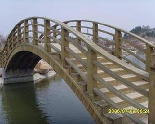 防腐木木桥